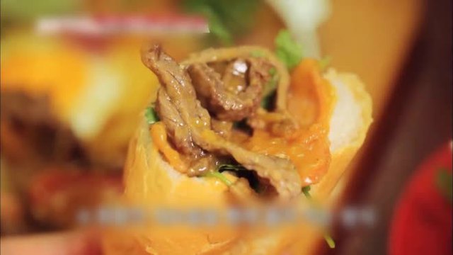 Những lần sao Hàn đến Việt Nam khám phá ẩm thực: Không thể ngừng ăn món nào vì quá ngon - Ảnh 11.