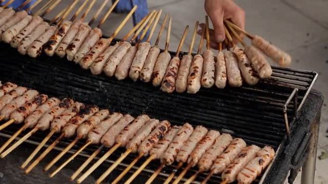 Những lần sao Hàn đến Việt Nam khám phá ẩm thực: Không thể ngừng ăn món nào vì quá ngon - Ảnh 15.