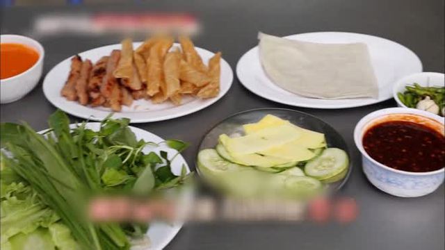 Những lần sao Hàn đến Việt Nam khám phá ẩm thực: Không thể ngừng ăn món nào vì quá ngon - Ảnh 16.