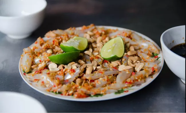 Táo gió Ninh Thuận và gỏi cá Phan Lập kỷ lục Top 100 món ăn, quà tặng đặc sản - Ảnh 1.