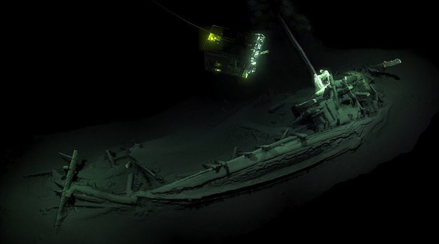 Quét sâu 2 km dưới đáy Biển Đen, máy tìm vật thể lạ 2.400 năm tuổi: Vì sao vẫn nguyên vẹn?  - Ảnh 2.